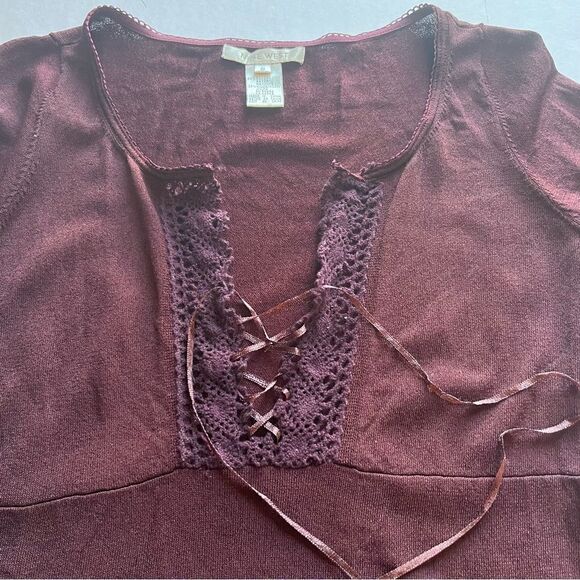 Nine West Women's Lace Up Blouse/Tunic  Burgundy Size Small, Long sleeve - Picture 3 of 9